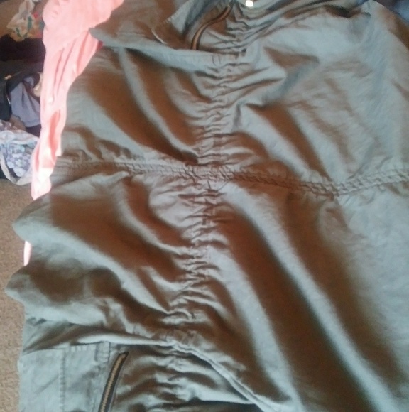 Jacket - Picture 2 of 4